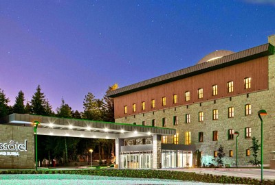 Swissotel Uludağ Bursa – kayak merkezine yakın lüks dağ oteli, spa ve panoramik orman manzarası